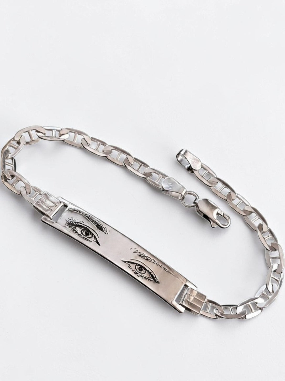 Herrenarmband mit Augen-Gravur – Ankerkette aus 925er Silber