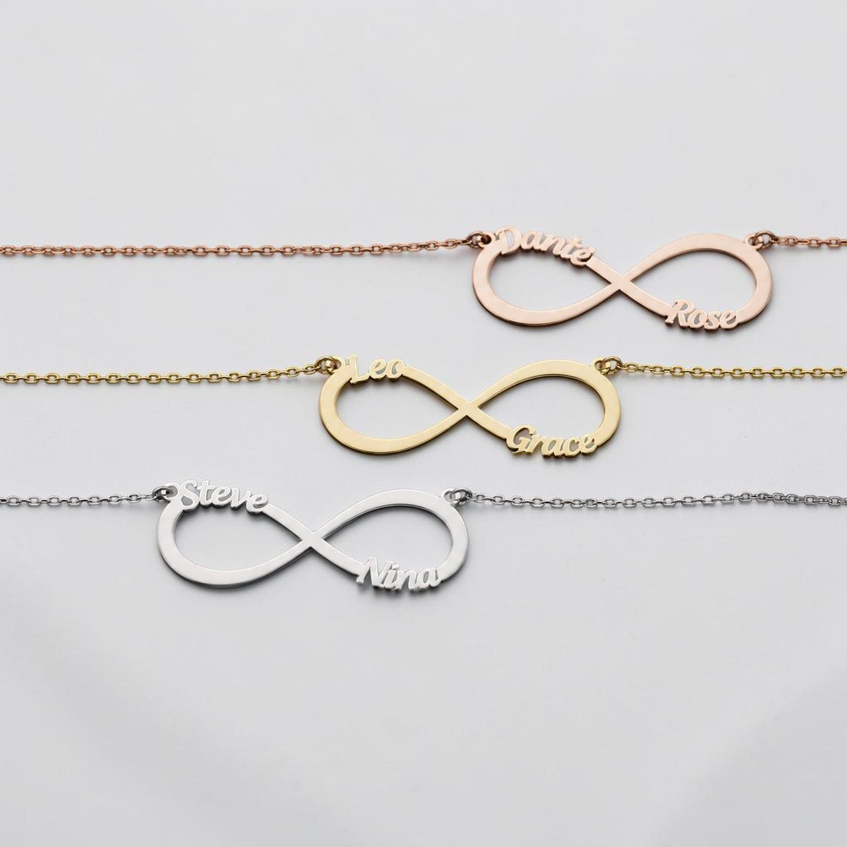Personalisierte Infinity-Halskette mit zwei Namen aus 925er Silber
